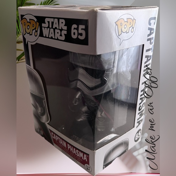Funko Pop! Star Wars Captain Phasma The Force Awakens Vinyl - Picture 3 of 11